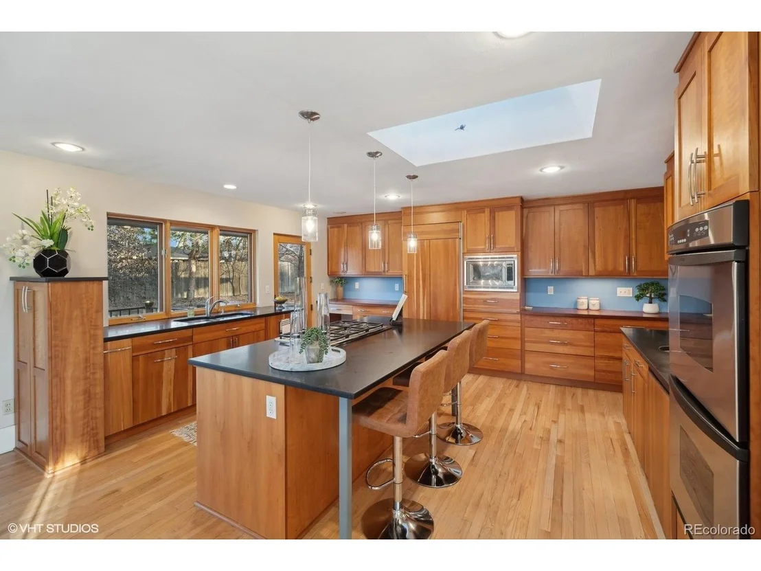 Photo of 38 Hillside Dr