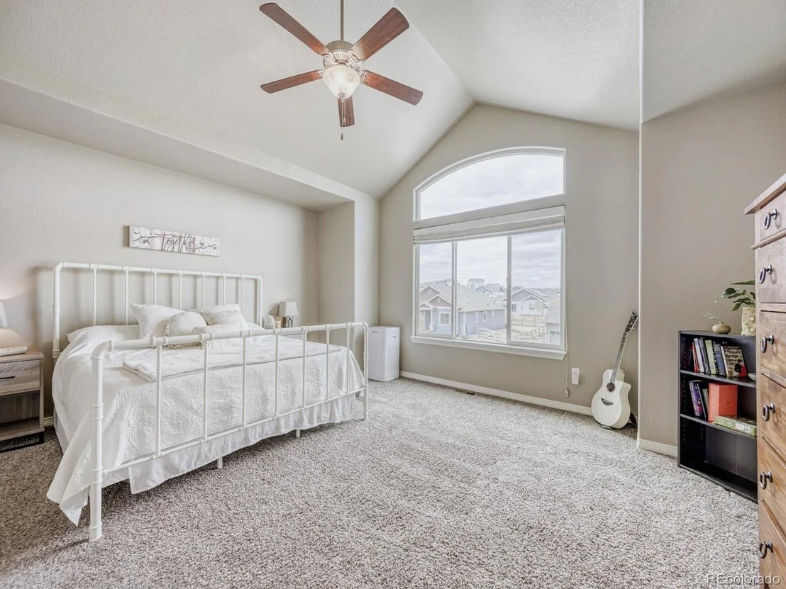 Photo of 503 Mount Rainier St
