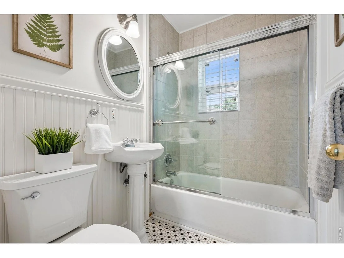 Photo of 1141 Elm St