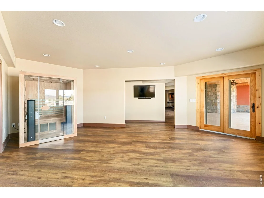 Photo of 3032 Center Ridge Dr
