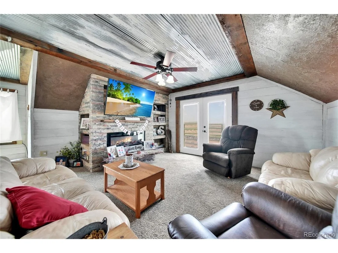 Photo of 8593 Highway 52