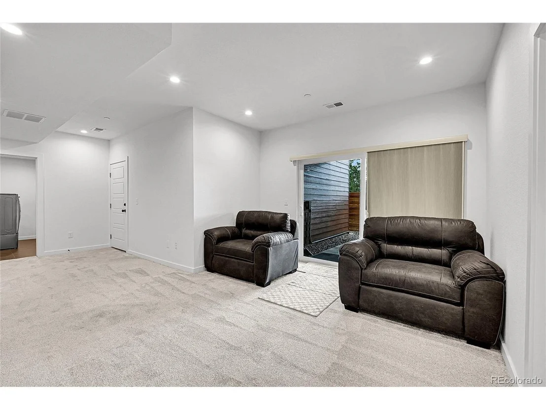 Photo of 191 Diamond Dr