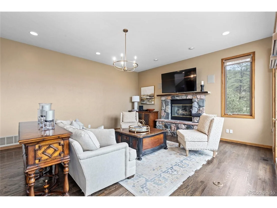 Photo of 1444 Solitude Ln