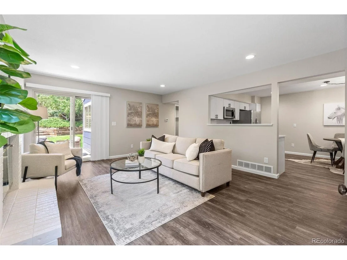 Photo of 7141 Fenton Cir