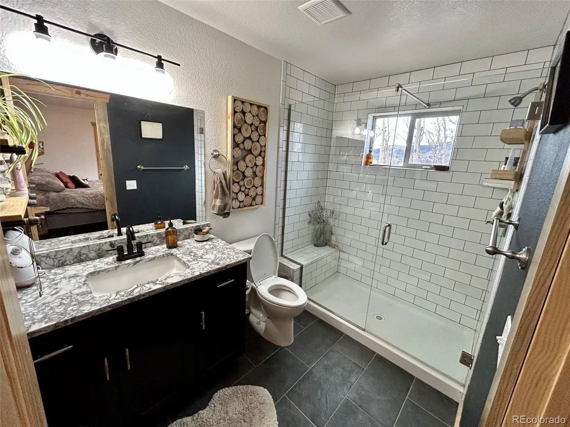Photo of 1550 Georgia Dr