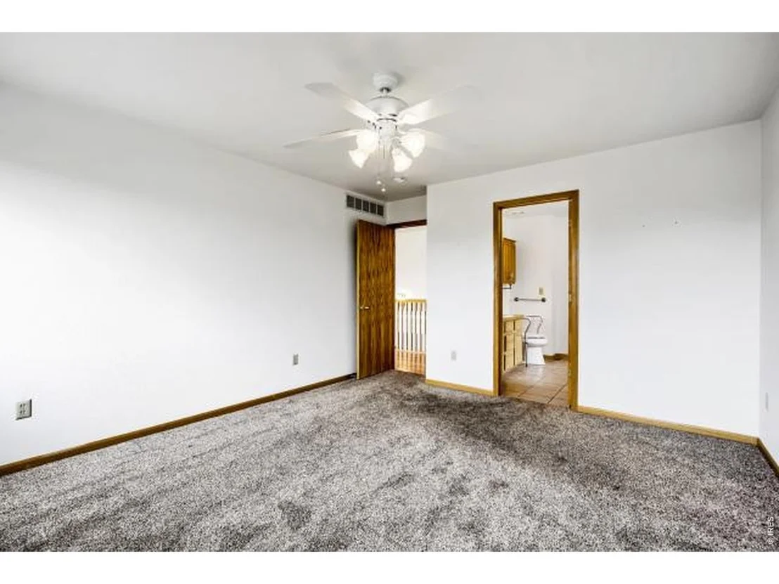 Photo of 557 Trailwood Cir