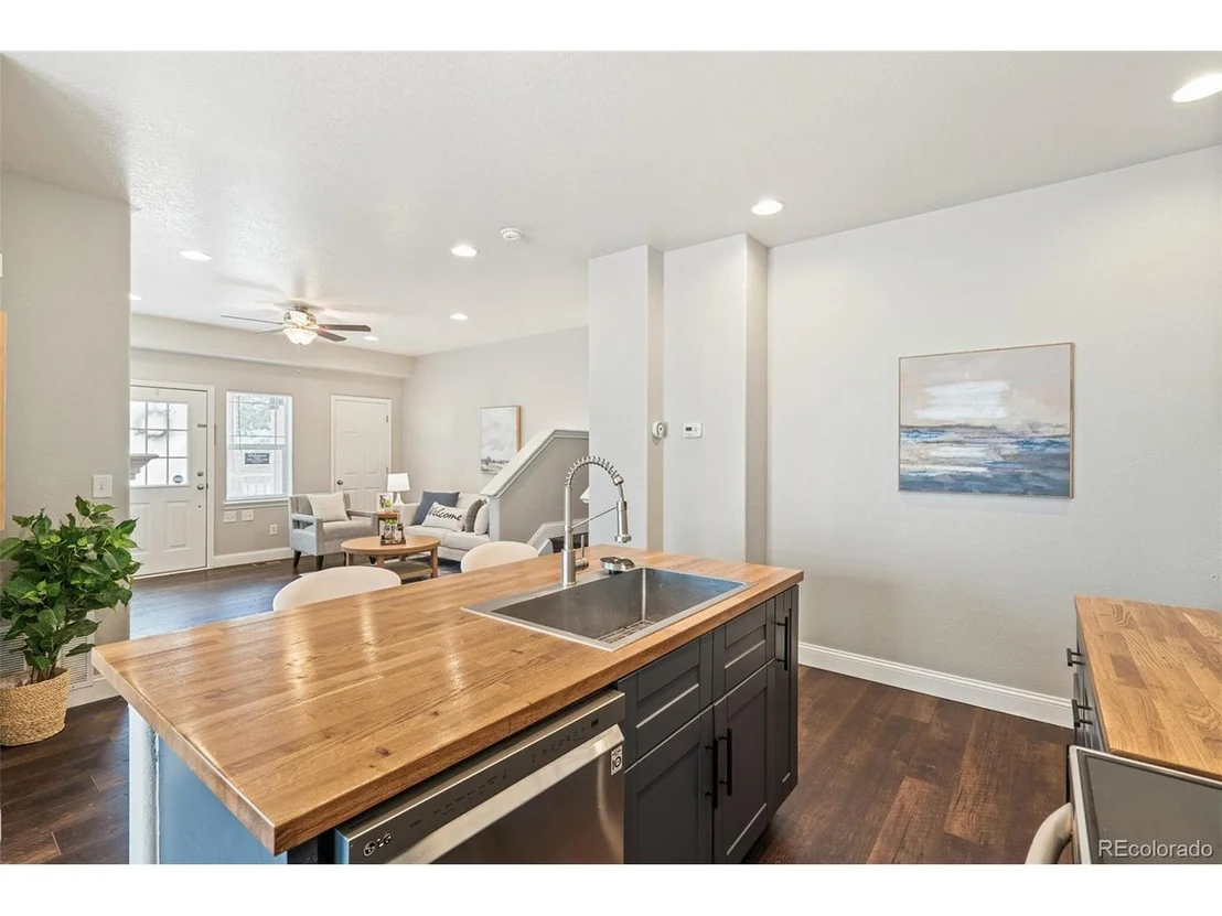 Photo of 5624 Killdeer St