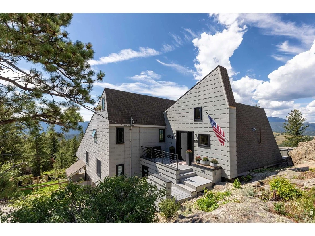 Photo of 6722 Flagstaff Rd