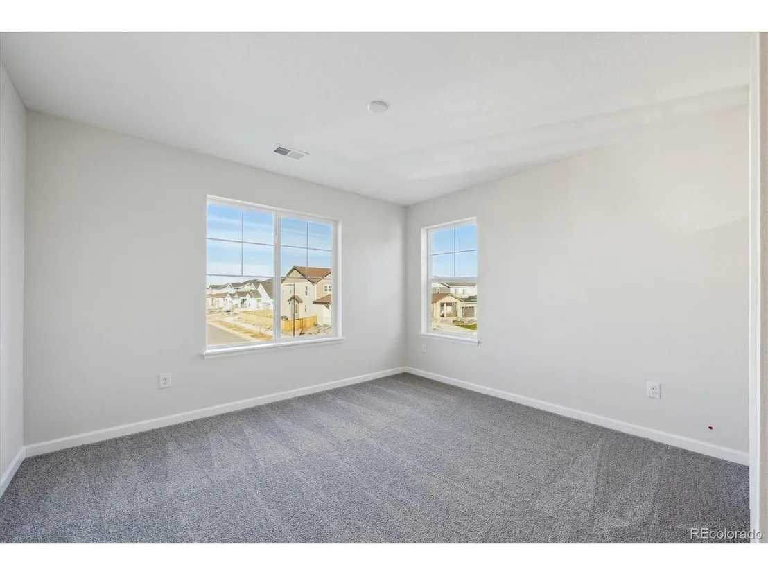 Photo of 1050 Joseph Pl