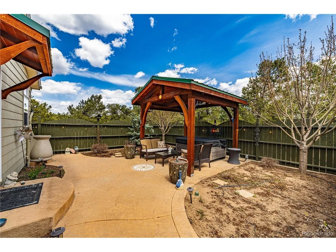 Photo of 178 Kirk Dr