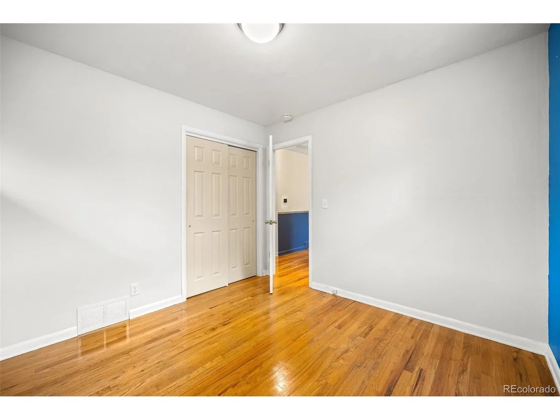 Photo of 80 S Lashley Ln