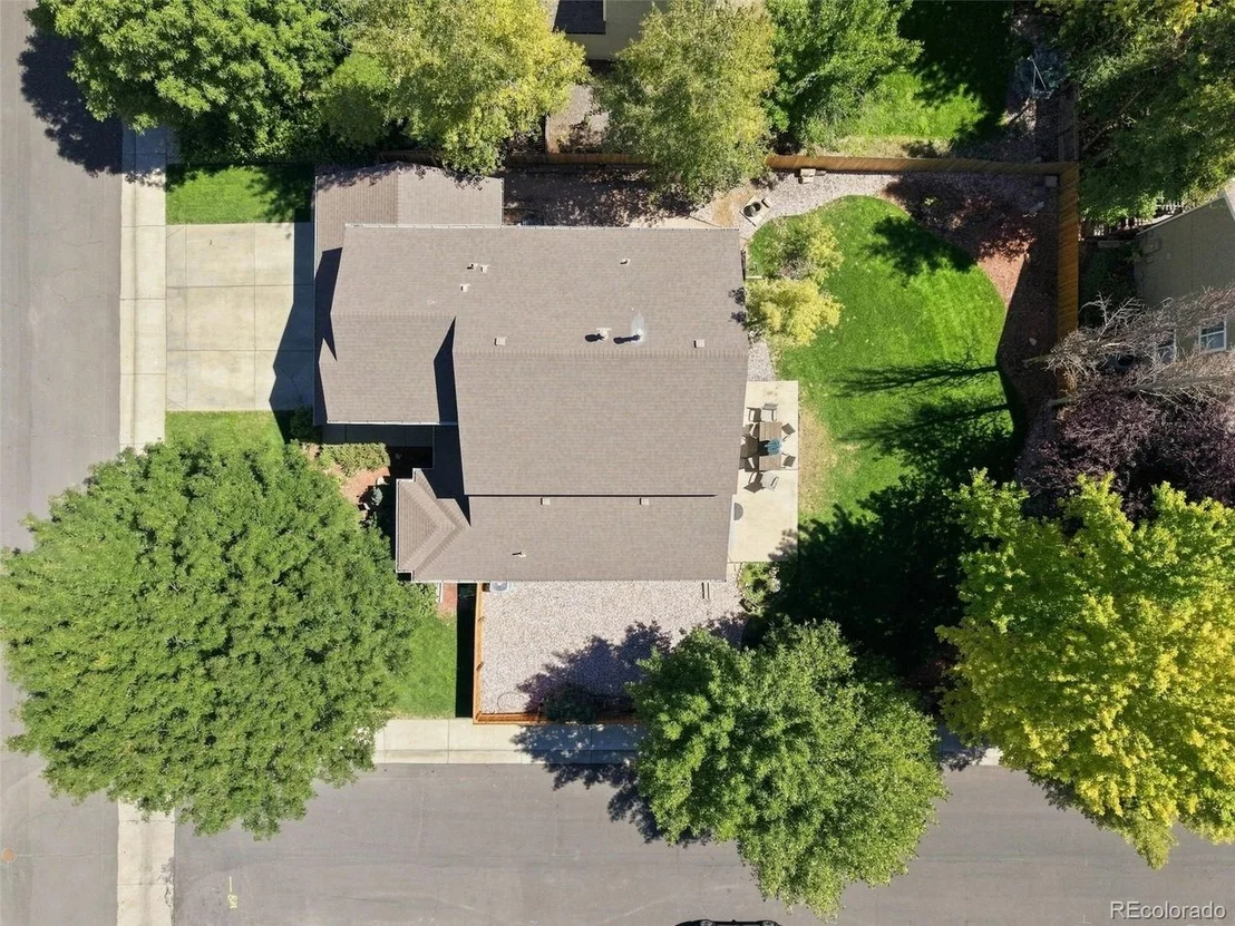 Photo of 7985 Liley Ave