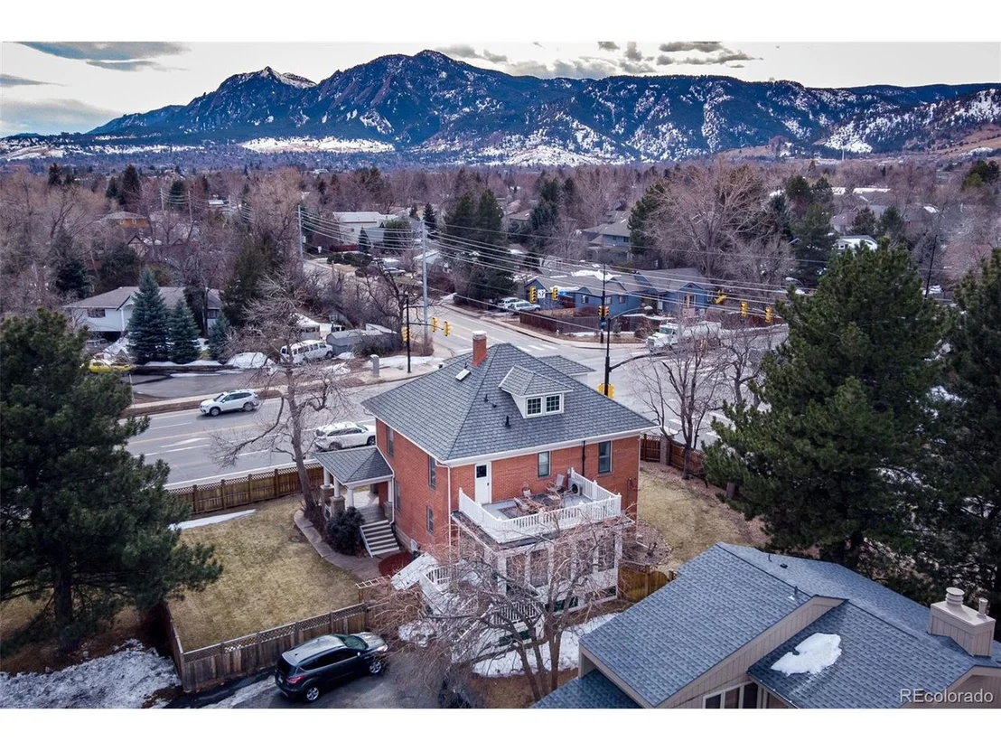 Photo of 1905 Iris Ave