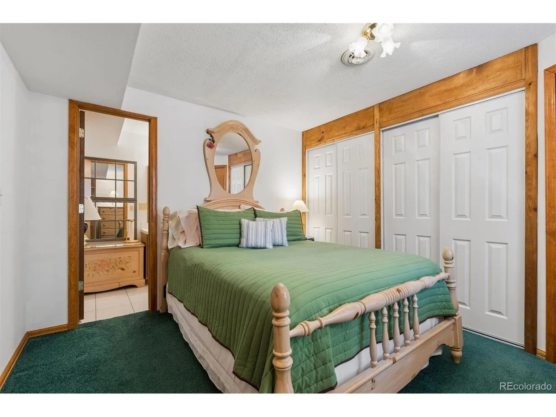 Photo of 225 Hell Canyon Rd