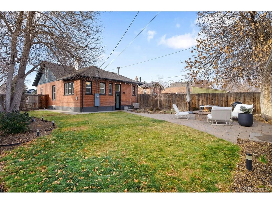 Photo of 4030 Lowell Blvd