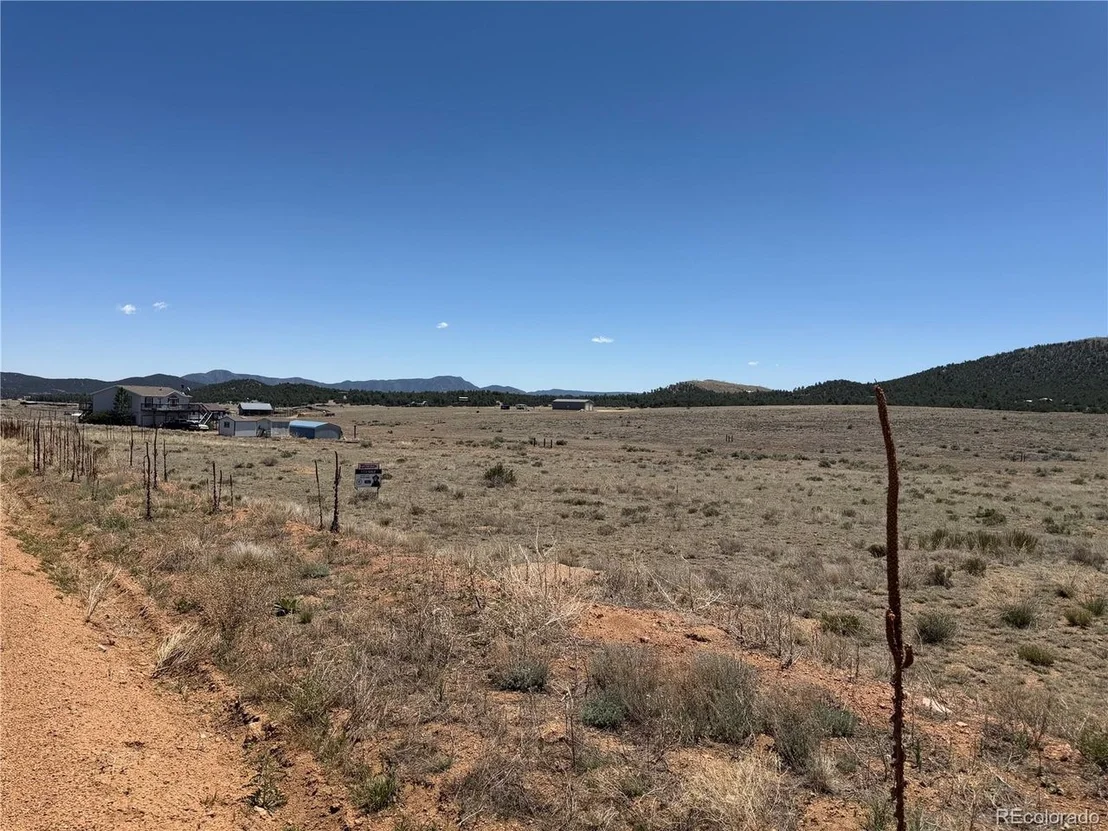 Photo of 1048 Blazing Saddle Trl