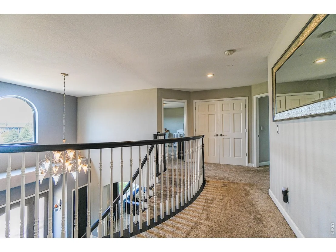 Photo of 3938 Vale View Ln