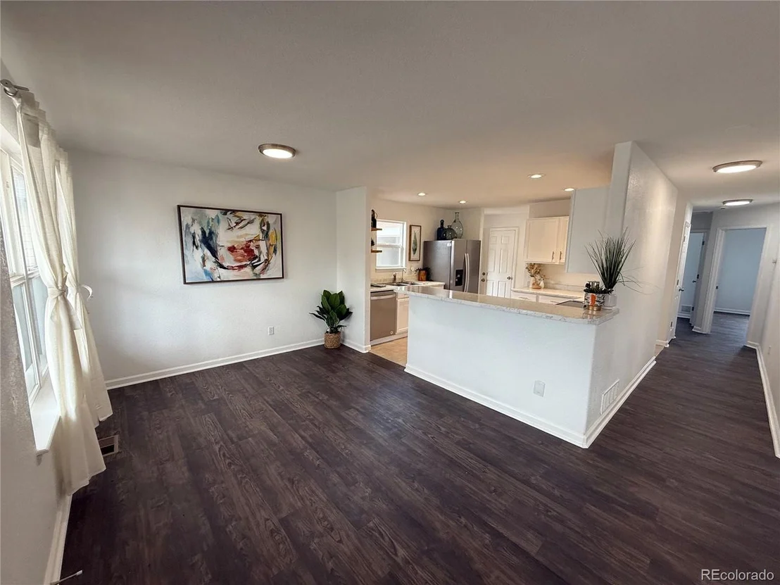 Photo of 1122 4th Ave