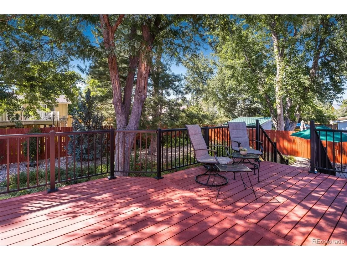 Photo of 115 Manhattan Dr
