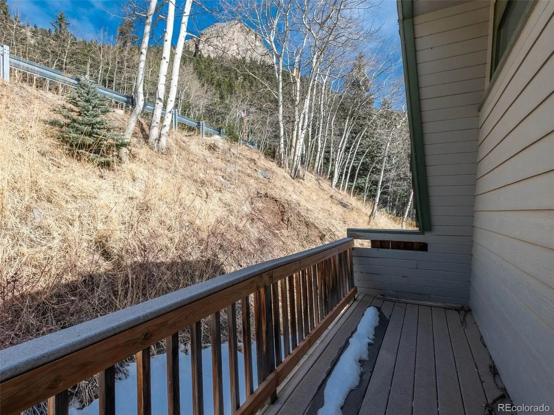 Photo of 4254 Witter Gulch Rd