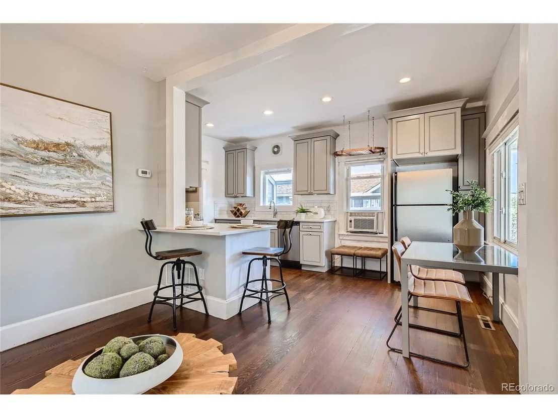 Photo of 2811 W 4th Ave