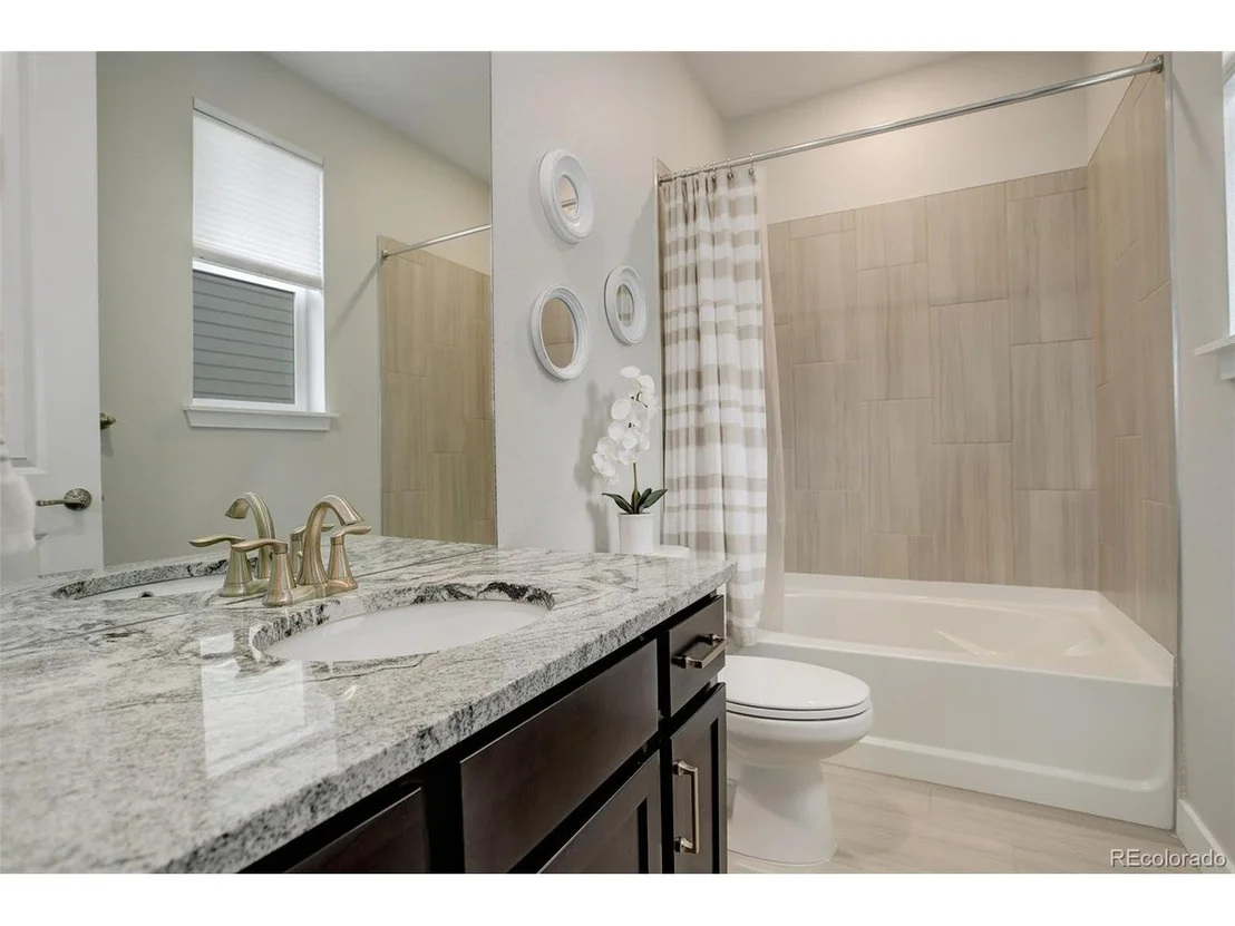 Photo of 23049 E Narrowleaf Dr