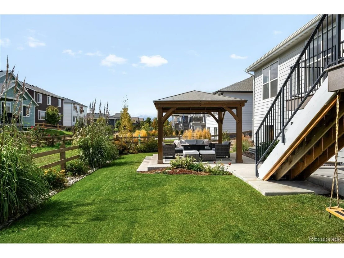 Photo of 353 Mount Rainier St