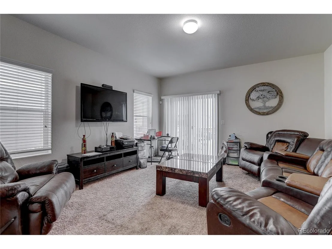 Photo of 4246 E 95th Dr
