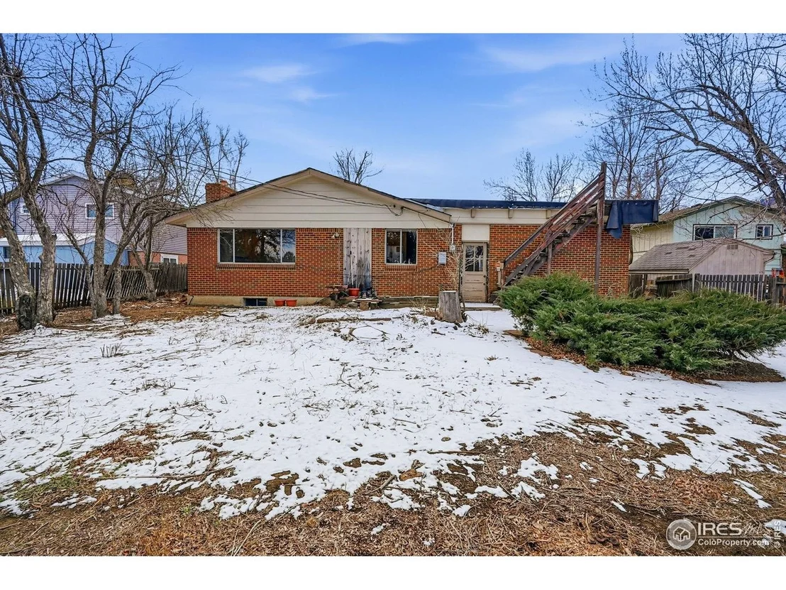 Photo of 4595 Moorhead Ave