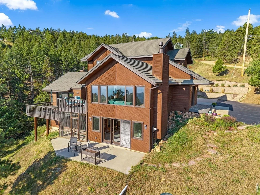 Photo of 716 Brook Rd
