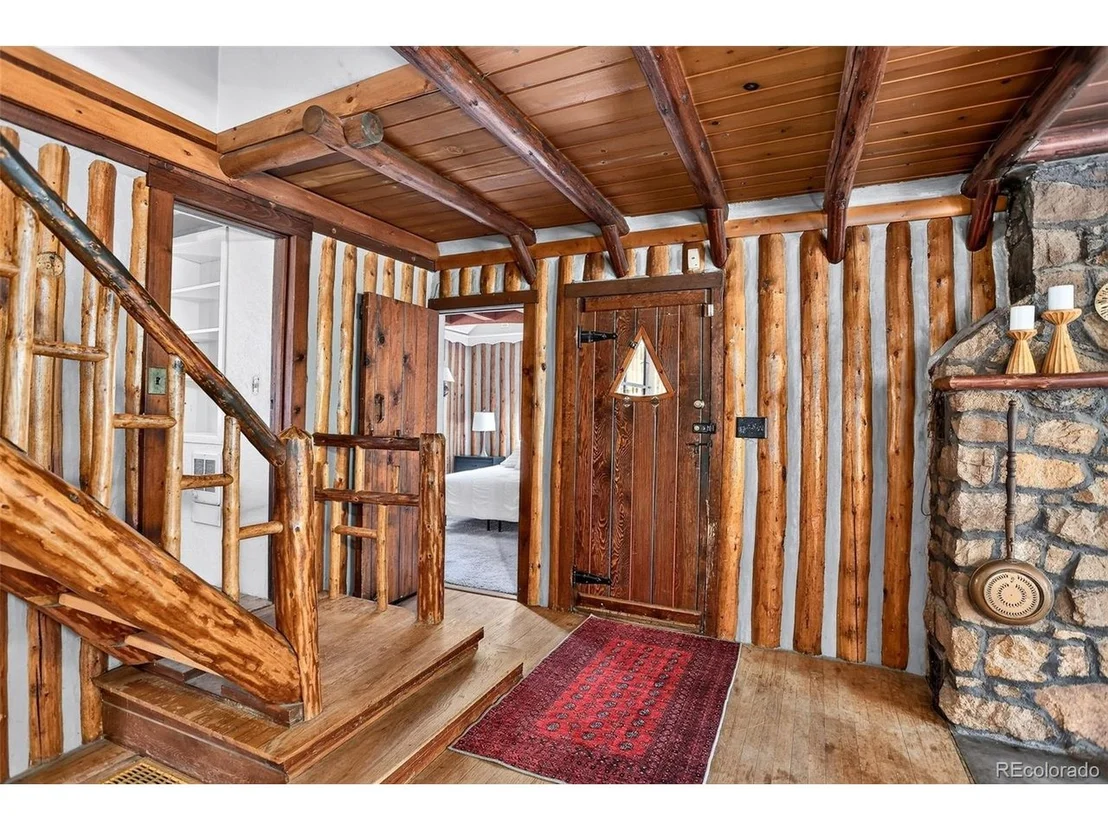 Photo of 28942 Shadow Mountain Dr