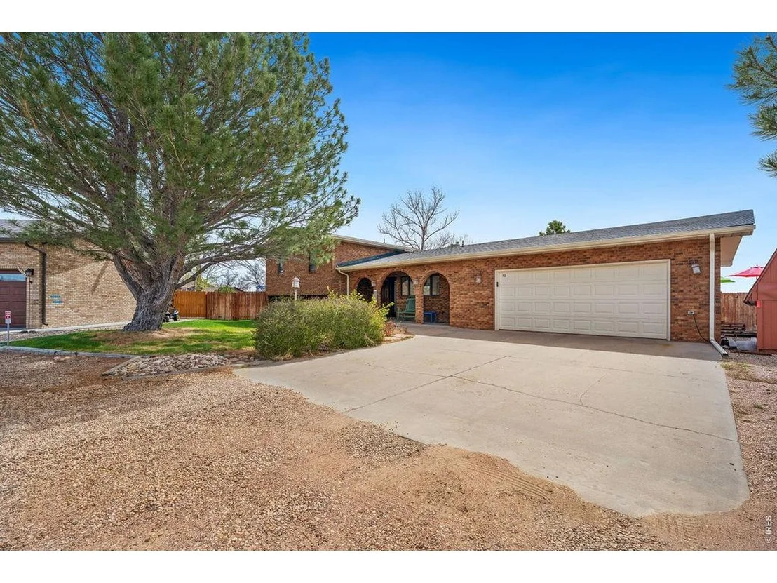 Photo of 112 Bachar Dr