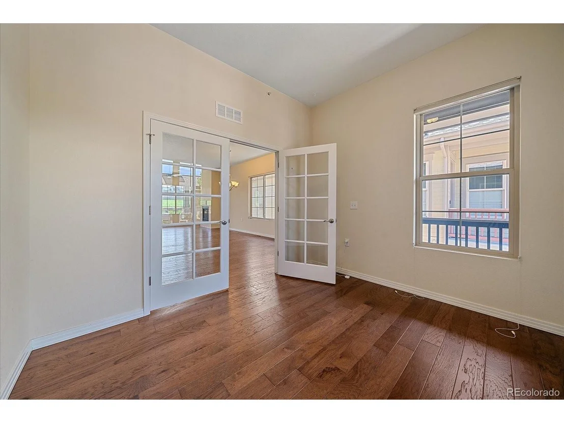 Photo of 1130 Summit View Dr