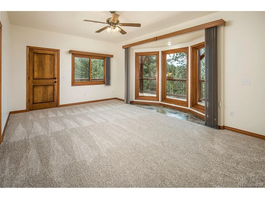 Photo of 25811 Rampart Ln