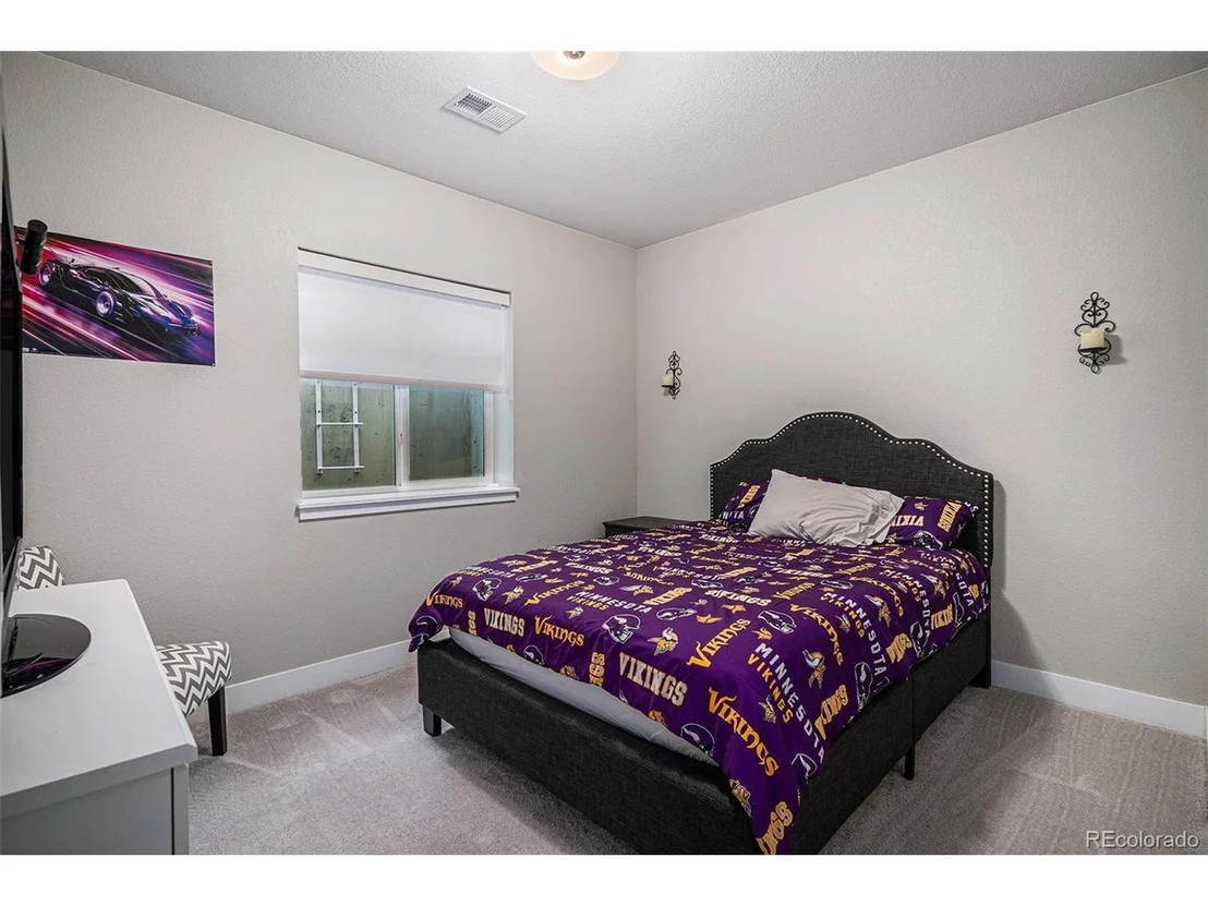 Photo of 6183 Stable View St