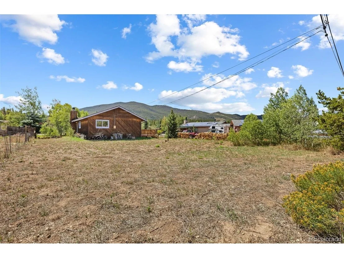 Photo of 143 Meadow Dr