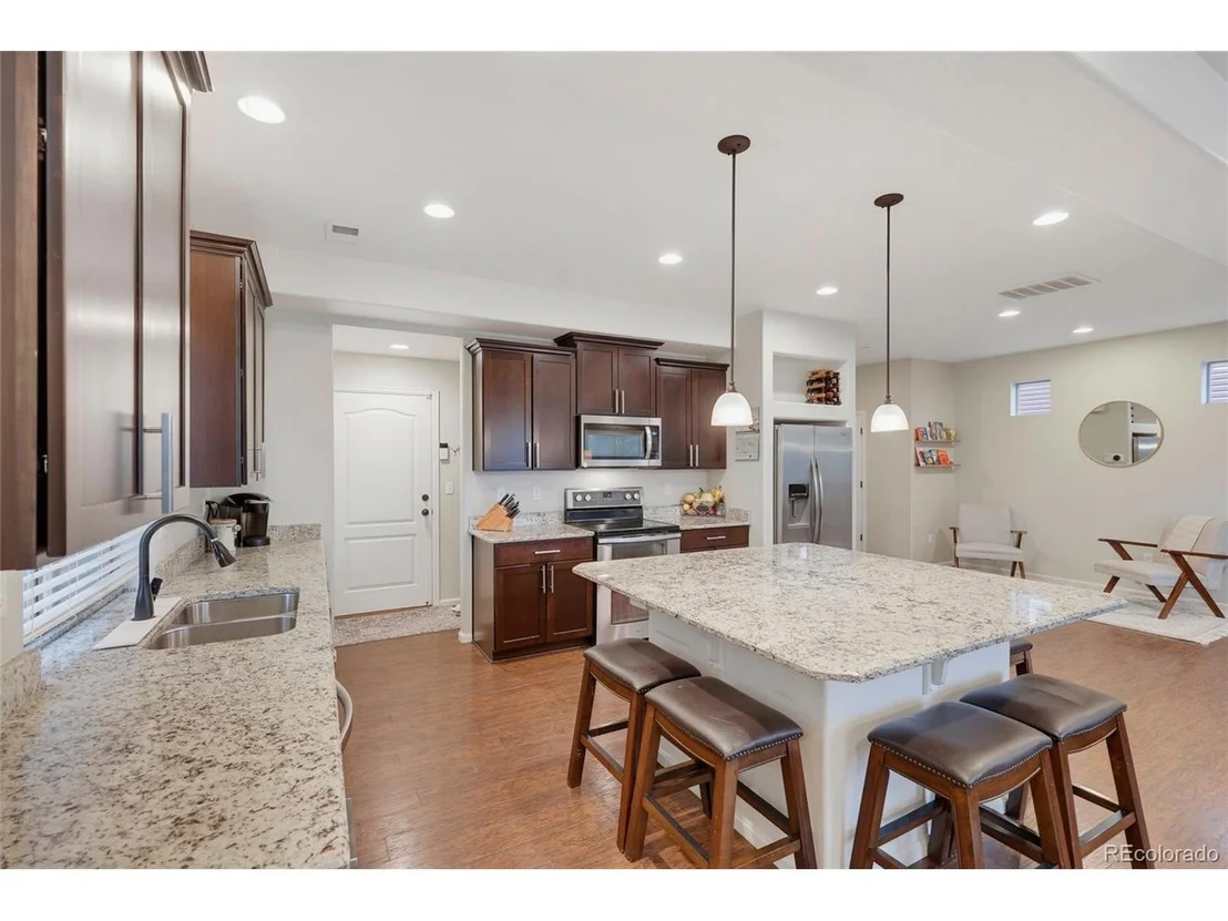 Photo of 1516 Raindrop Way