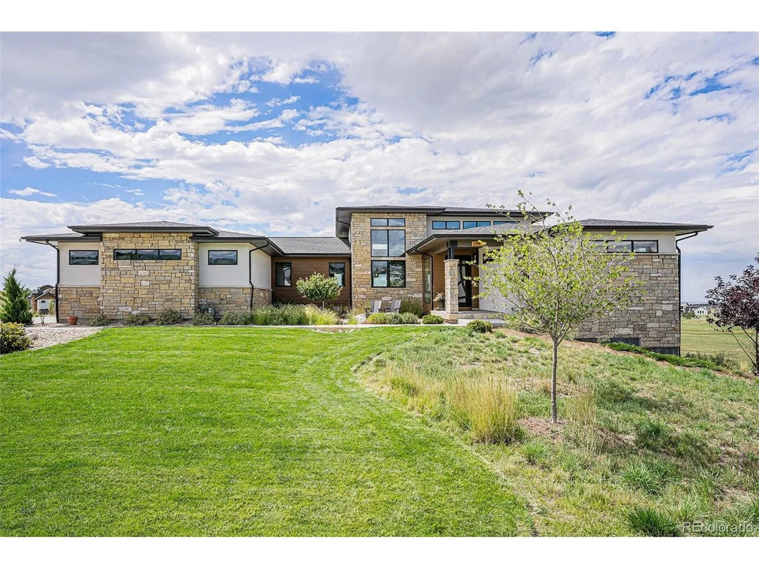 Photo of 2449 Fox View Trl