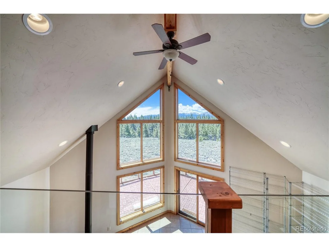Photo of 768 Loop Rd