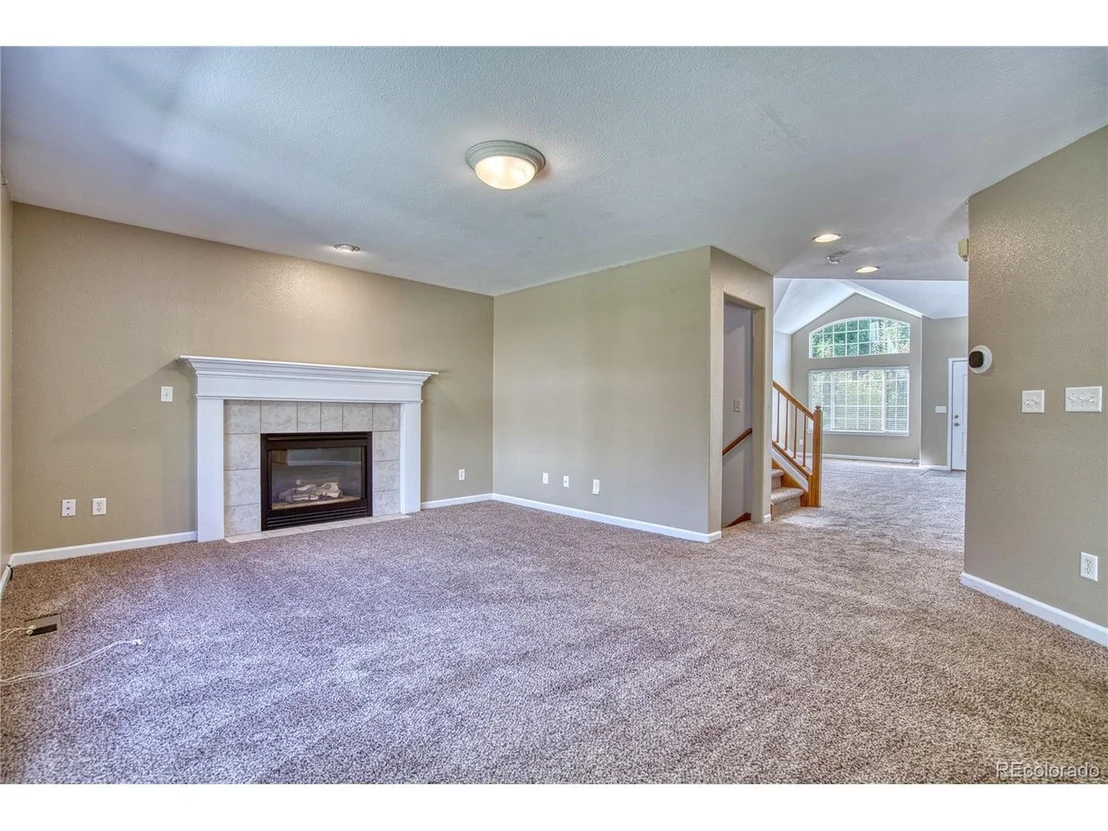Photo of 1418 Red Mountain Dr
