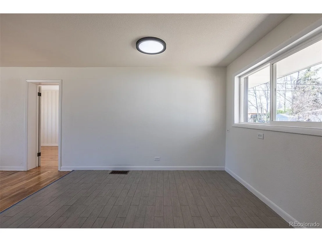 Photo of 1675 Wabash St