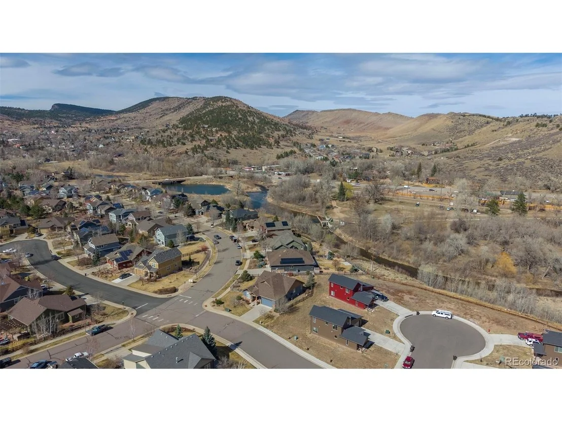 Photo of 400 Carter Dr