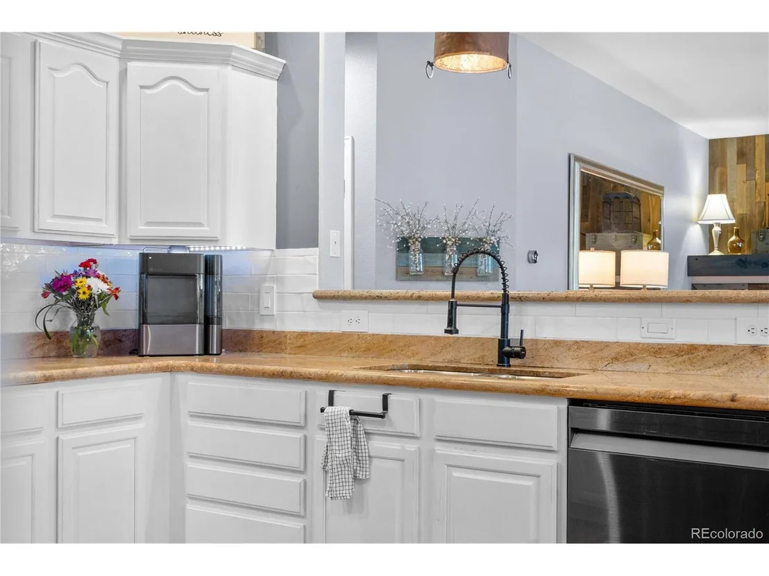 Photo of 4983 Mountain Meadow Trl