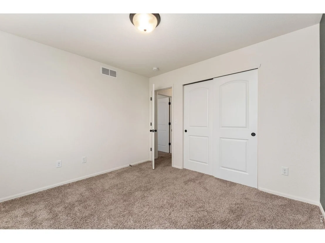 Photo of 811 Saiga Dr