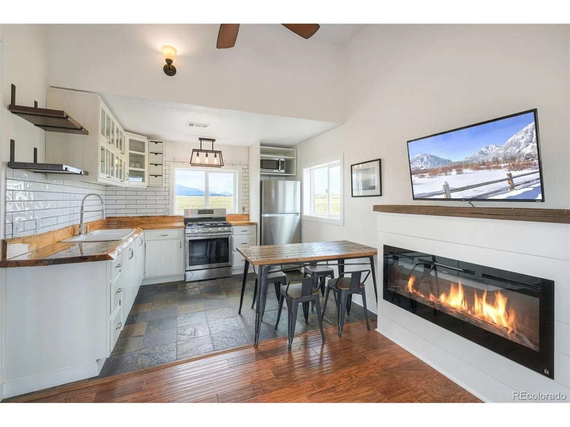 Photo of 137 Western Bee Ln