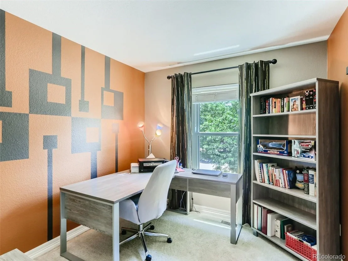 Photo of 1610 Heirloom Way
