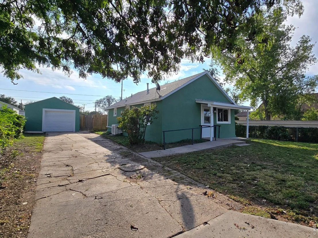 Photo of 322 N 7th Ave