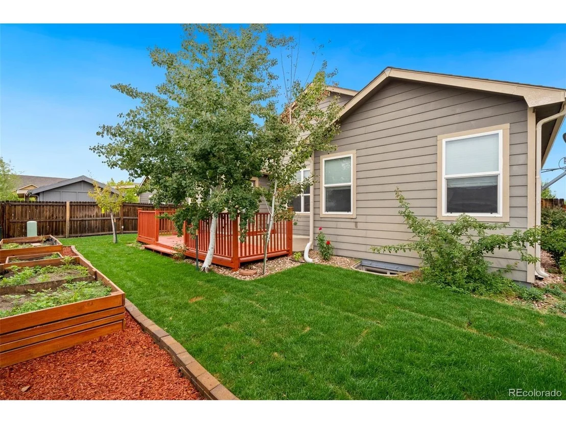 Photo of 2933 Alpine Ave