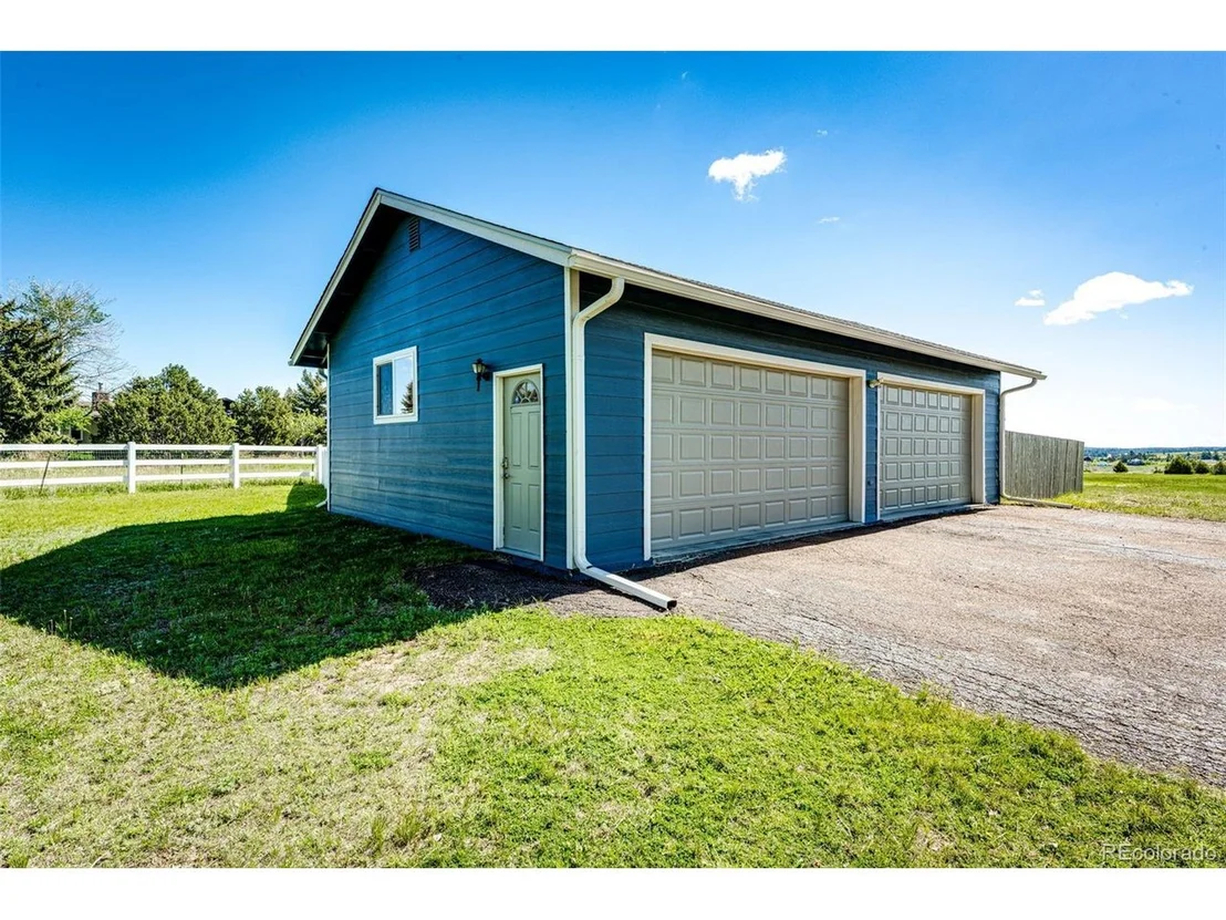 Photo of 1473 Tomichi Dr