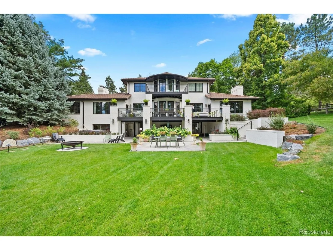 Photo of 5 Cherrymoor Dr